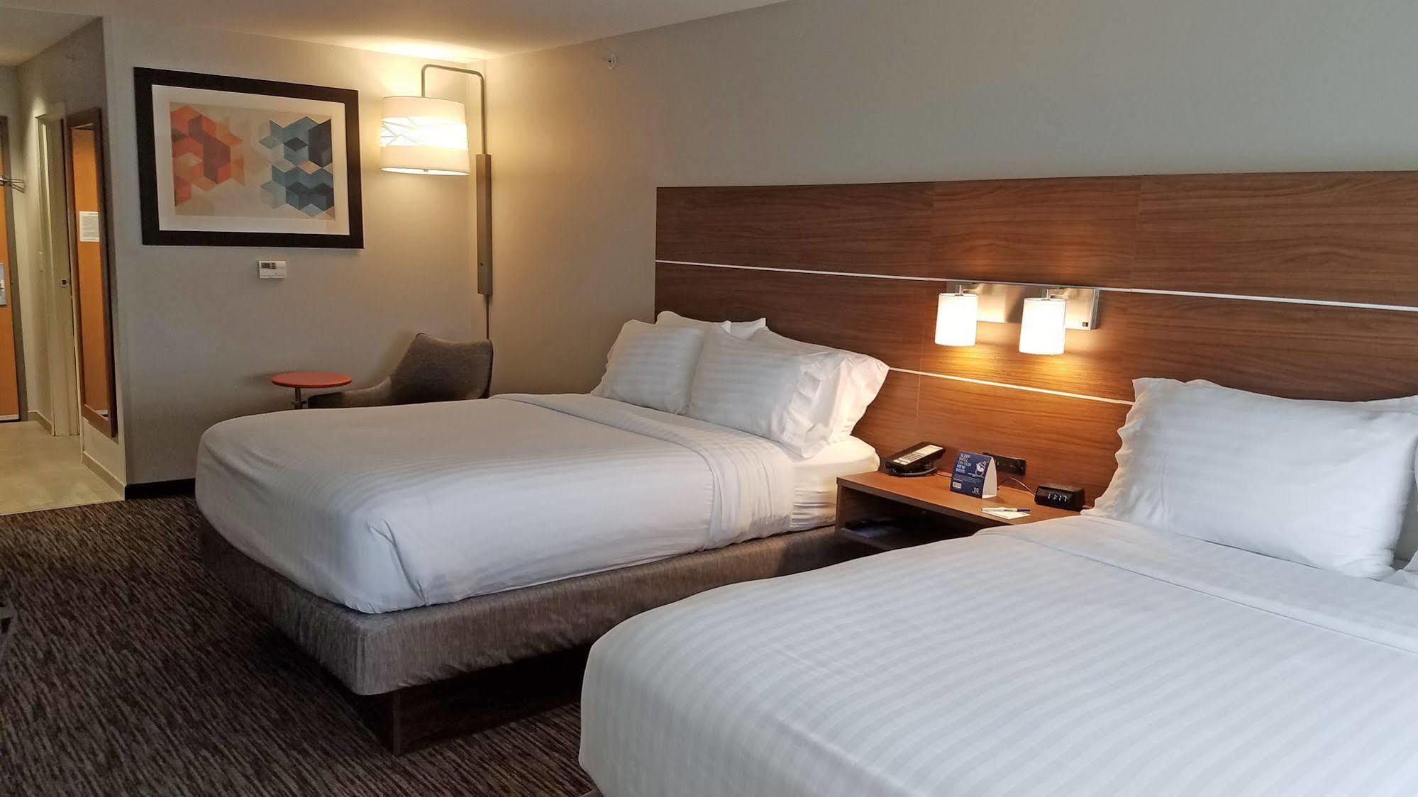 Holiday Inn Express Hastings By Ihg Luaran gambar